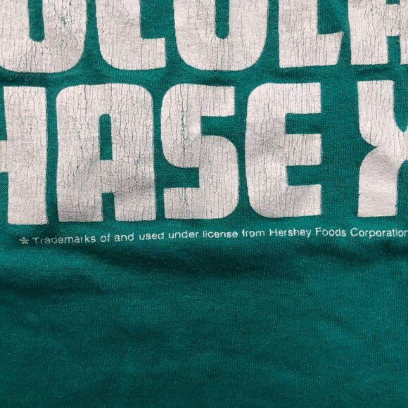 Retro Graphic Tee Size L || Hersheys Chocolate - Picture 6 of 8